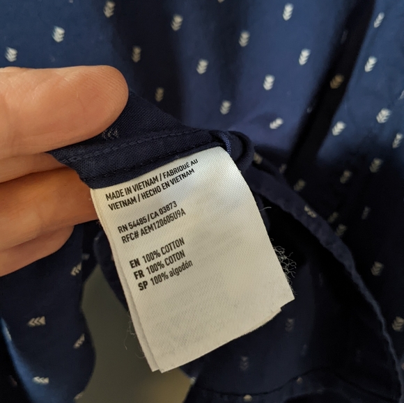 Men's Button Down Dress Shirt - Picture 4 of 4